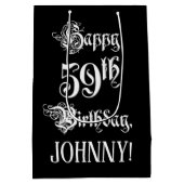 59誕生日:、ファンシースクリプエレガントト+名前をカスタムする ミディアムペーパーバッグ (裏面)