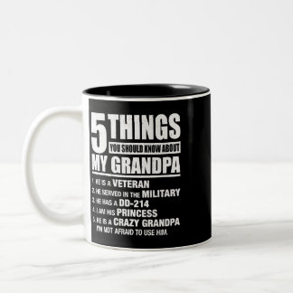 5 Things You Know My Grandpa Veteran I Am His Prin ツートーンマグカップ
