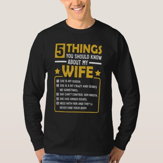 5 Things You Should Know About My Wife  Mommy Tシャツ (正面)