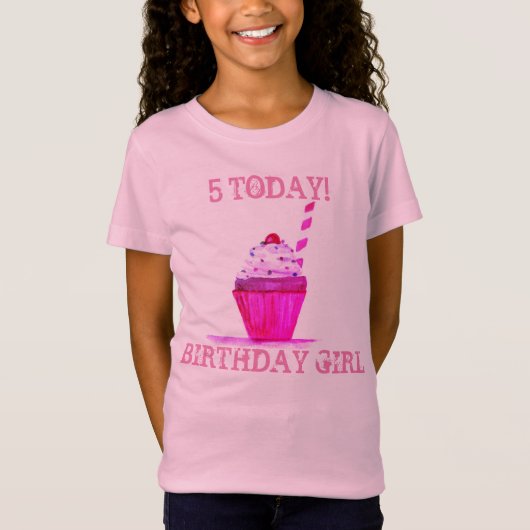 5th誕生日かわいらしカップケーキガール5 Today Tシャツ (正面)