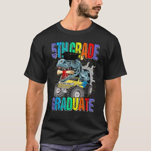 5th Grade Graduate Monster Truck Dinosaur Graduati Tシャツ (正面)