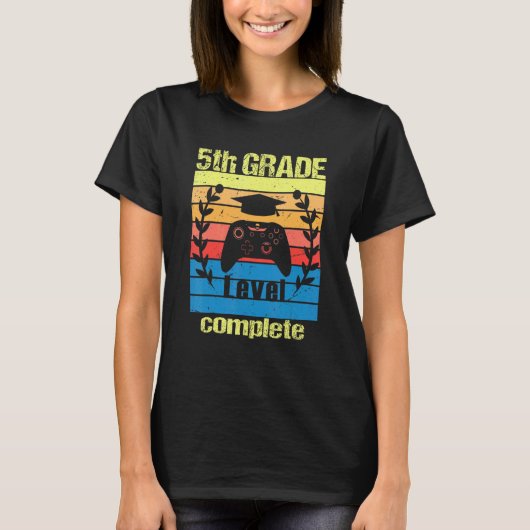 5th Grade Level Complete  Graduation Video Gamer Tシャツ (正面)