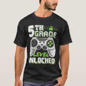 5th Grade Level Unlocked Video Game Back To School Tシャツ (正面)