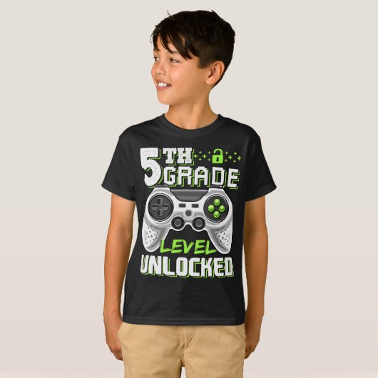 5th Grade Level Unlocked Video Game Back To School Tシャツ (正面フル)
