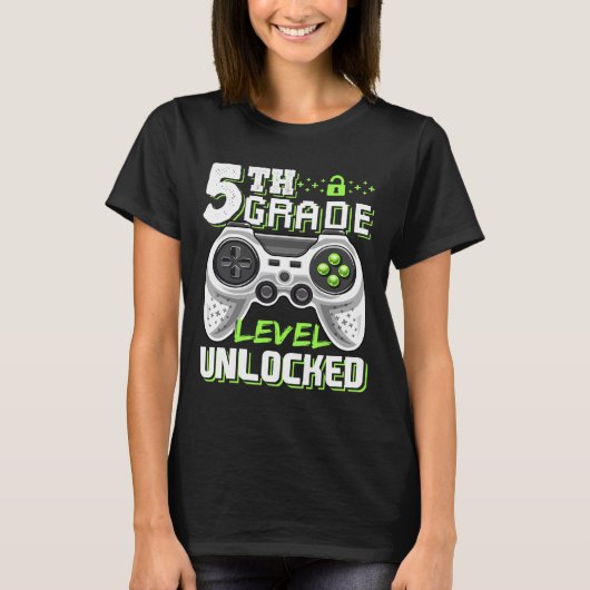 5th Grade Level Unlocked Video Game Byck To School Tシャツ (正面)