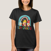5th Grade  Rainbow Gnomes Happy First Day Of Schoo Tシャツ (正面)