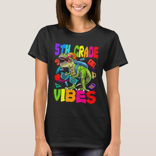 5th Grade Vibes Dinosaur Back To School Tシャツ (正面)