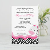 5x7サッシーピンクジャングルゼブラベビーシャワー招待状 招待状 (スタンド正面)