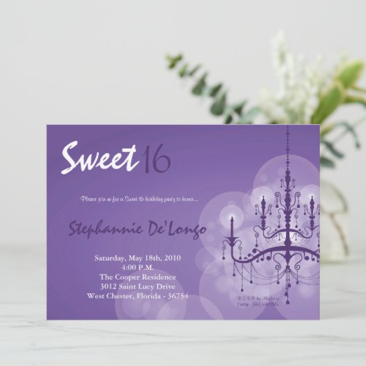 5x7パープルシャンデリアスイート16誕生日招待状 招待状 (スタンド正面)
