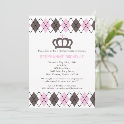 5x7ピンククラウンアーガイル誕生日パーティーへの招待 招待状 (スタンド正面)