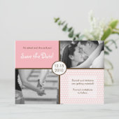 5x7ピンク水玉模様フォトセーブ・ザ・デート案内 招待状 (スタンド正面)