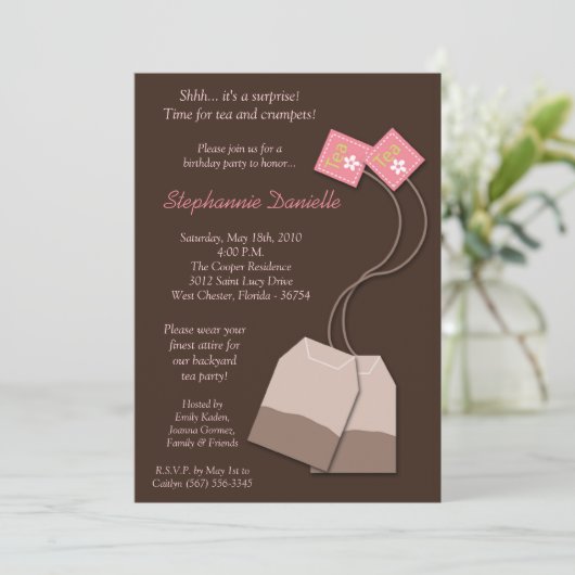 5x7ブラウンティーバッグティーパーティー誕生日招待状 招待状 (スタンド正面)