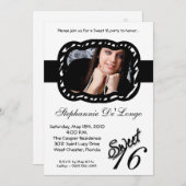 5x7ブラックWhitバンドPHOTO甘い16誕生日招待状 招待状 (正面/裏面)