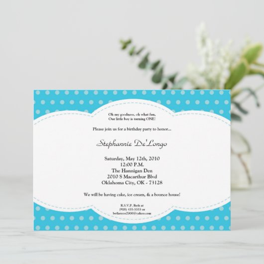 5x7ボーイブルー水玉模様ポーク誕生日招待状 招待状 (スタンド正面)