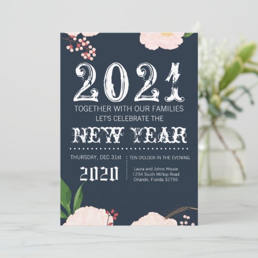 5x7新しい年イブ招待状ベビーピンクコスモスオン 招待状 (スタンド正面)