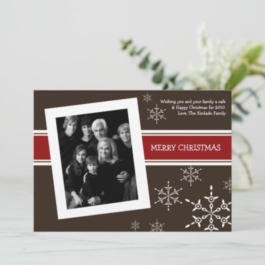 5x7赤茶色の雪片PHOTOクリスマスカード シーズンカード (スタンド正面)