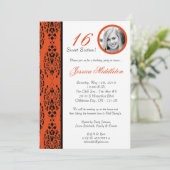 5x7 Orange Damask 16誕生日パーティーの招待状 招待状 (スタンド正面)