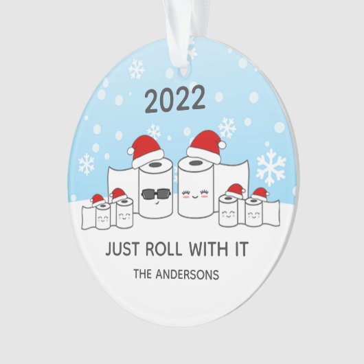 6おもしろいの転がItトイレ紙ファミリー オーナメント (正面)