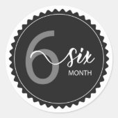 6か月マイルストーンクラシックラウンドステッカー ラウンドシール (正面)