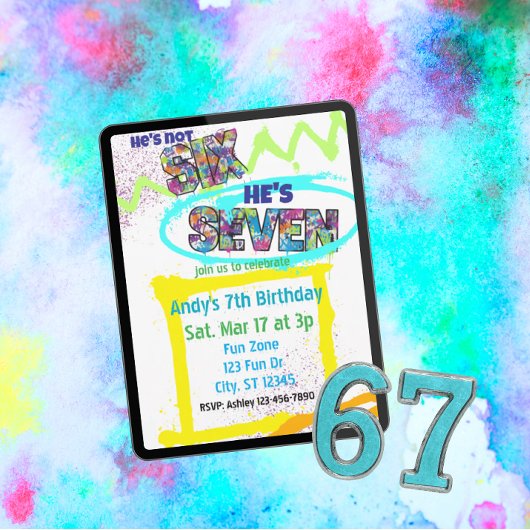 6じゃない、7だ！スプレー塗料でカラフルな7歳の誕生日パーティー招待状。6歳と7歳！ 招待状