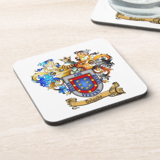 6つのプラスチックコースターのセットDelgadoの紋章付き外衣 コースター (左側)