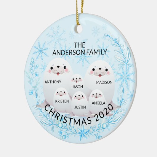 6シールのクリスマスのかわいい冬の家族 セラミックオーナメント (左)