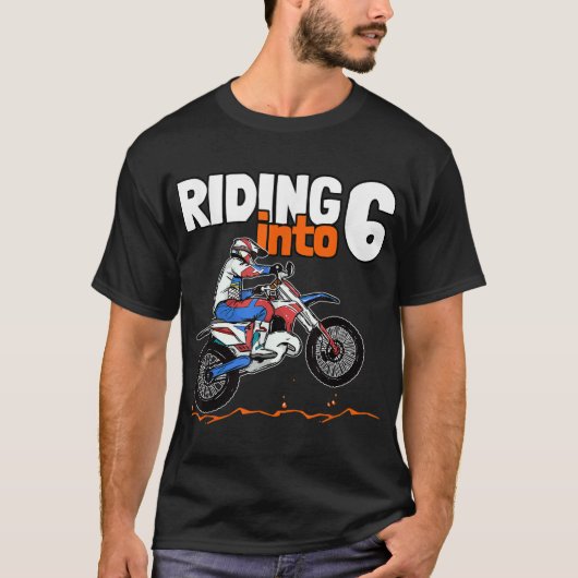 6ダートバイクキッズ6歳モトクロスに乗る Tシャツ (正面)