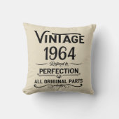 6パーソナライズされたヴィンテージ60歳の誕生日プレゼント クッション (正面)