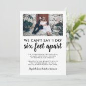 6フィート離れて延期された結婚式の日程変更写真 案内状 (スタンド正面)