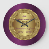 6ユニーク回紫と金ゴールドの結婚記念日 ラージ壁時計 (正面)