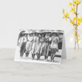 6人の女性のカーボーイがチェイエンヌ・フロンティア日に。 カード (黄色い花)