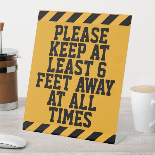 6人の足の社会的距離 台座サイン (インサイチュ)