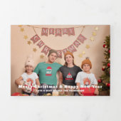6写真年のビューでクリスマスニュースレターを結合 三つ折りクリスマスカード (カバー)