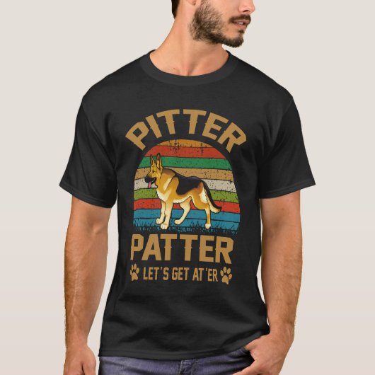 6匹のジャーマンシェパードがはしゃぎまわる Tシャツ (正面)