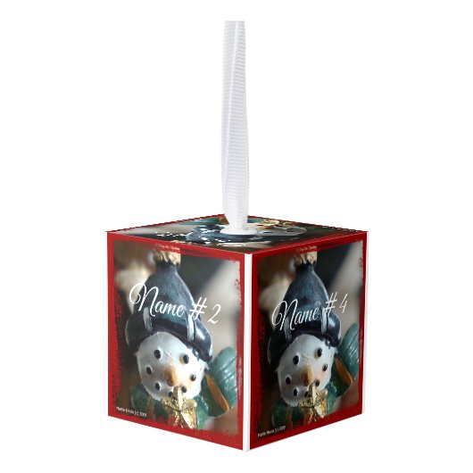 6匹の名前及び写真の立方体のオーナメントと個人化して下さい キューブオーナメント (裏面アングル)
