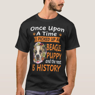 6匹の昔話のビーグル犬の子犬 Tシャツ