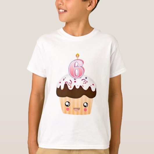 6年のカップケーキT -ピンク Tシャツ (正面)