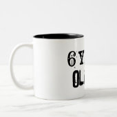 6年より古い ツートーンマグカップ (左)