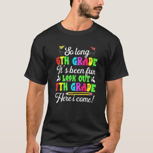 6年生だからおもしろいは7年生Te Tシャツ (正面)