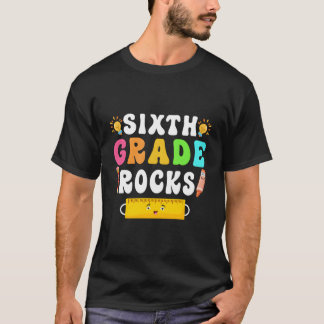 6年生のロック学生6年生のレトロ戻る Tシャツ