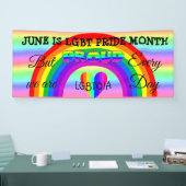 6月はLGBTプライド月ボタン 横断幕 (トレードショー)