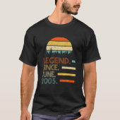 6月以来16歳レトロ誕生日ギフト伝説 Tシャツ (正面)