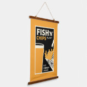 6月4日 – 魚とチップの日 吊り下げ型タペストリー (傾斜あり)