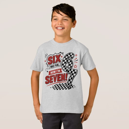 6歳から7歳になりました。おかしい7歳の誕生日 Tシャツ (正面フル)