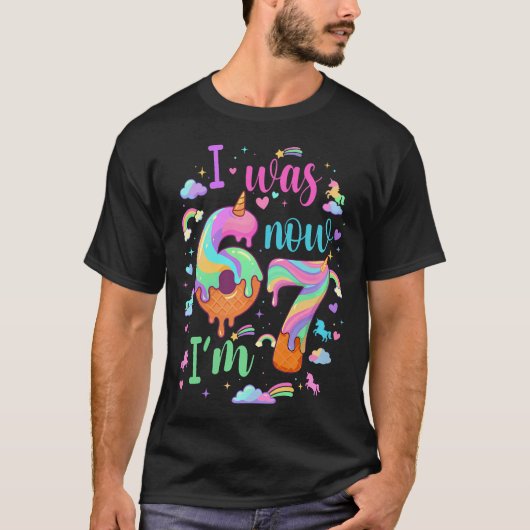 6歳から7歳へ ユニコーン アイスクリームコーン 7歳の誕生日 Tシャツ (正面)