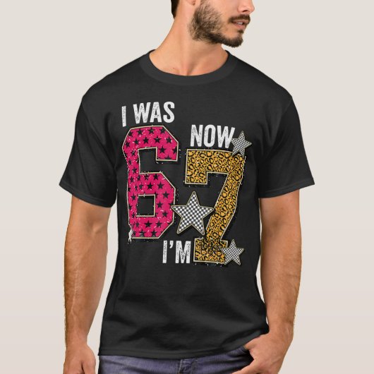 6歳から7歳へ!誕生日おめでとうボーイズ 67 歳 6 7 メメ Tシャツ (正面)