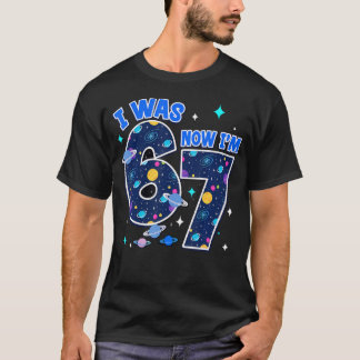 6歳から7歳へ!7歳の誕生日おめでとう!宇宙飛行士の誕生日Tシャツ Tシャツ