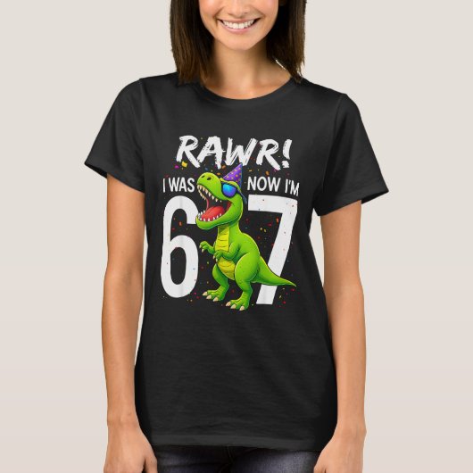 6歳から7歳へ!7歳の誕生日おめでとう 6-7 ティラノサウルス Tシャツ (正面)