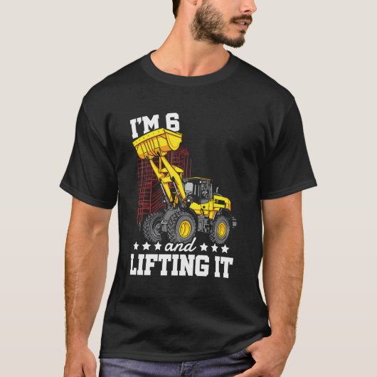6歳で持ち上げる建築トラック6番目の誕生日 Tシャツ (正面)