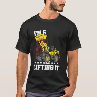 6歳になりました 建設トラック 6歳の誕生日 Tシャツ